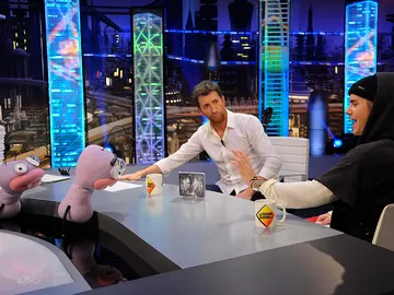 Justin Bieber charla con las hormigas Justin Bieber charla con las hormigas