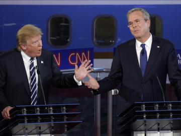 Los aspirantes republicanos Donald Trump y Jeb Bush Los aspirantes republicanos Donald Trump y Jeb Bush