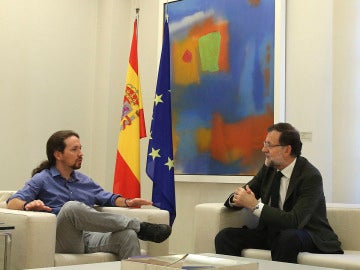 Rajoy recibe a Pablo Iglesias en Moncloa