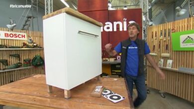 Bricomanía construye un mueble para guardar bicicletas plegables 