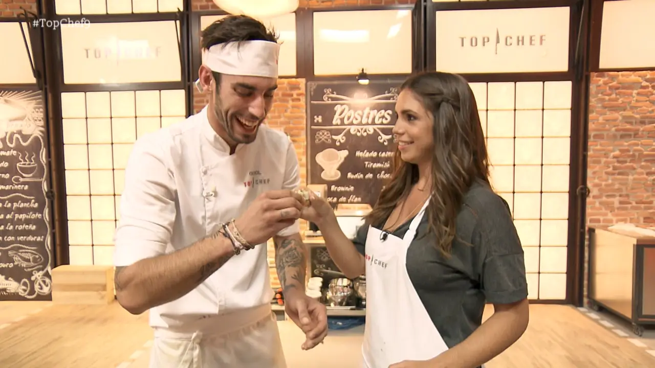 Oriol se queda con ganas de cocinar más con Elena Furiase