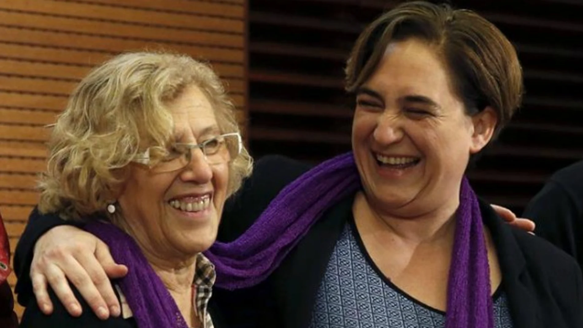 Manuela Carmena y Ada Colau unidas contra la violencia machista Manuela Carmena y Ada Colau unidas contra la violencia machista