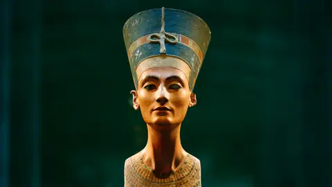 Nefertiti Nefertiti