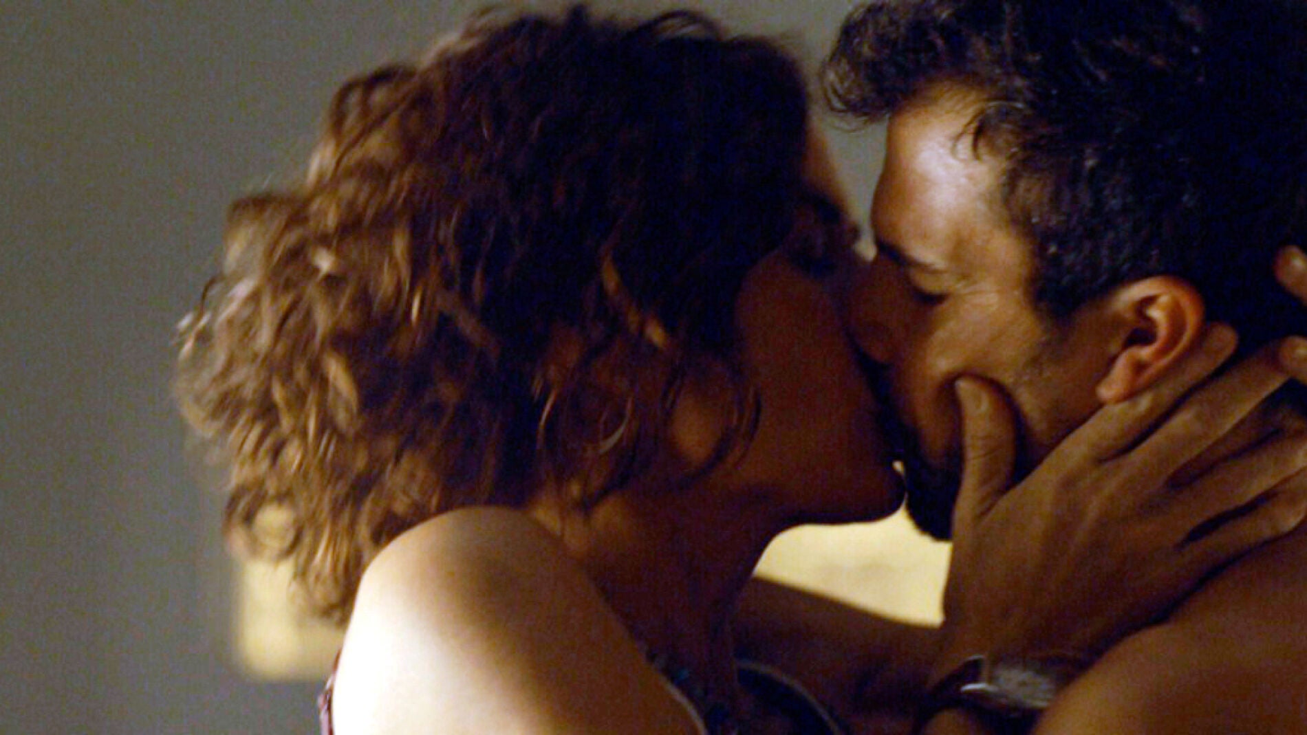 Marta se deja llevar por el deseo de estar con H&eacute;ctor