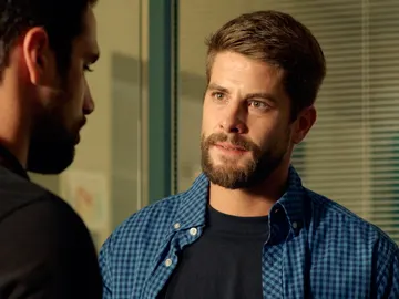 Salva se sacrifica para que Lucas no vaya a la cárcel Salva se sacrifica para que Lucas no vaya a la cárcel