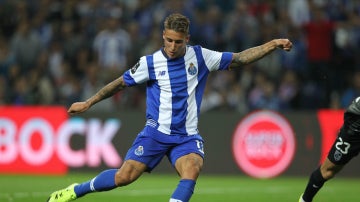 Cristian Tello, durante un partido con el Oporto