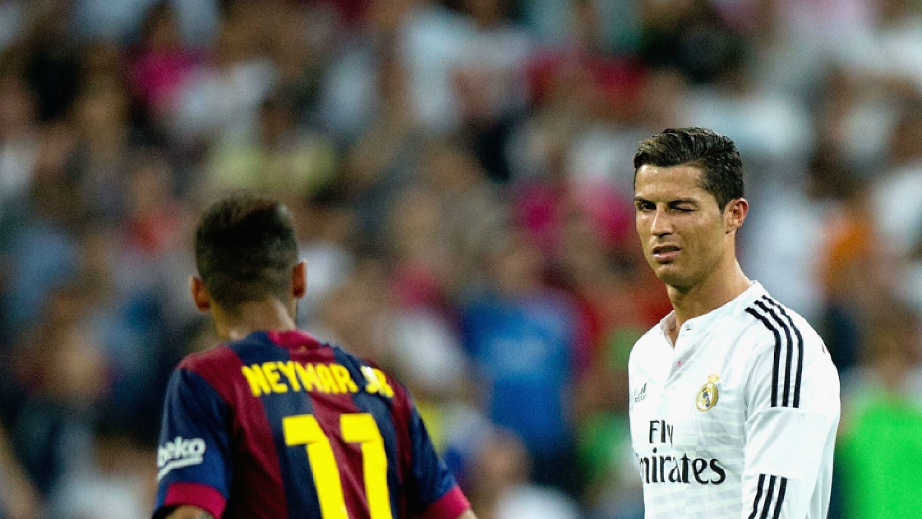 Cristiano Ronaldo y Neymar, durante un Cl&aacute;sico