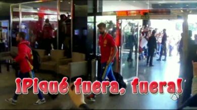 Alicante recibe a Piqué con pitos
