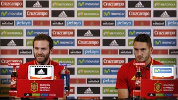 Mata y Koke durante la rueda de prensa con la Selección