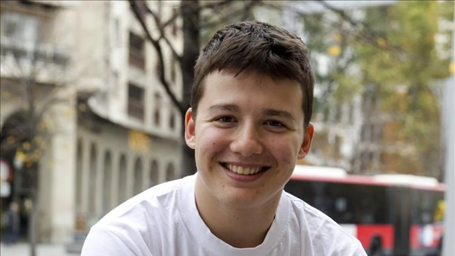 Óscar, joven transexual que jugará en la liga masculina de fútbol americano Óscar, joven transexual que jugará en la liga masculina de fútbol americano