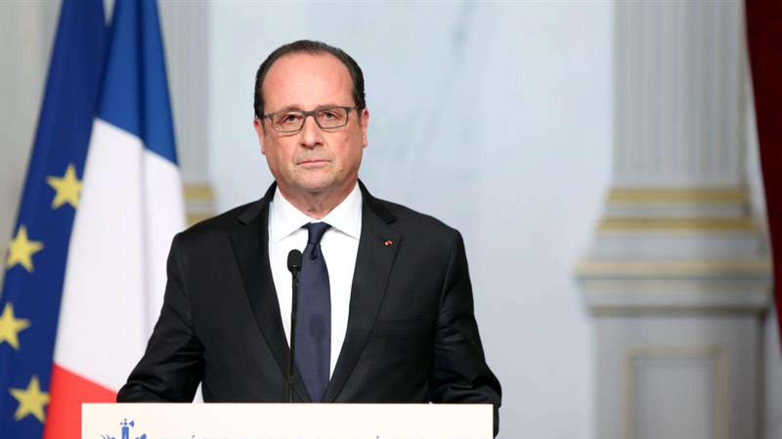 Hollande anuncia el despliegue del portaaviones 'Charles de Gaulle' para luchar contra Daesh