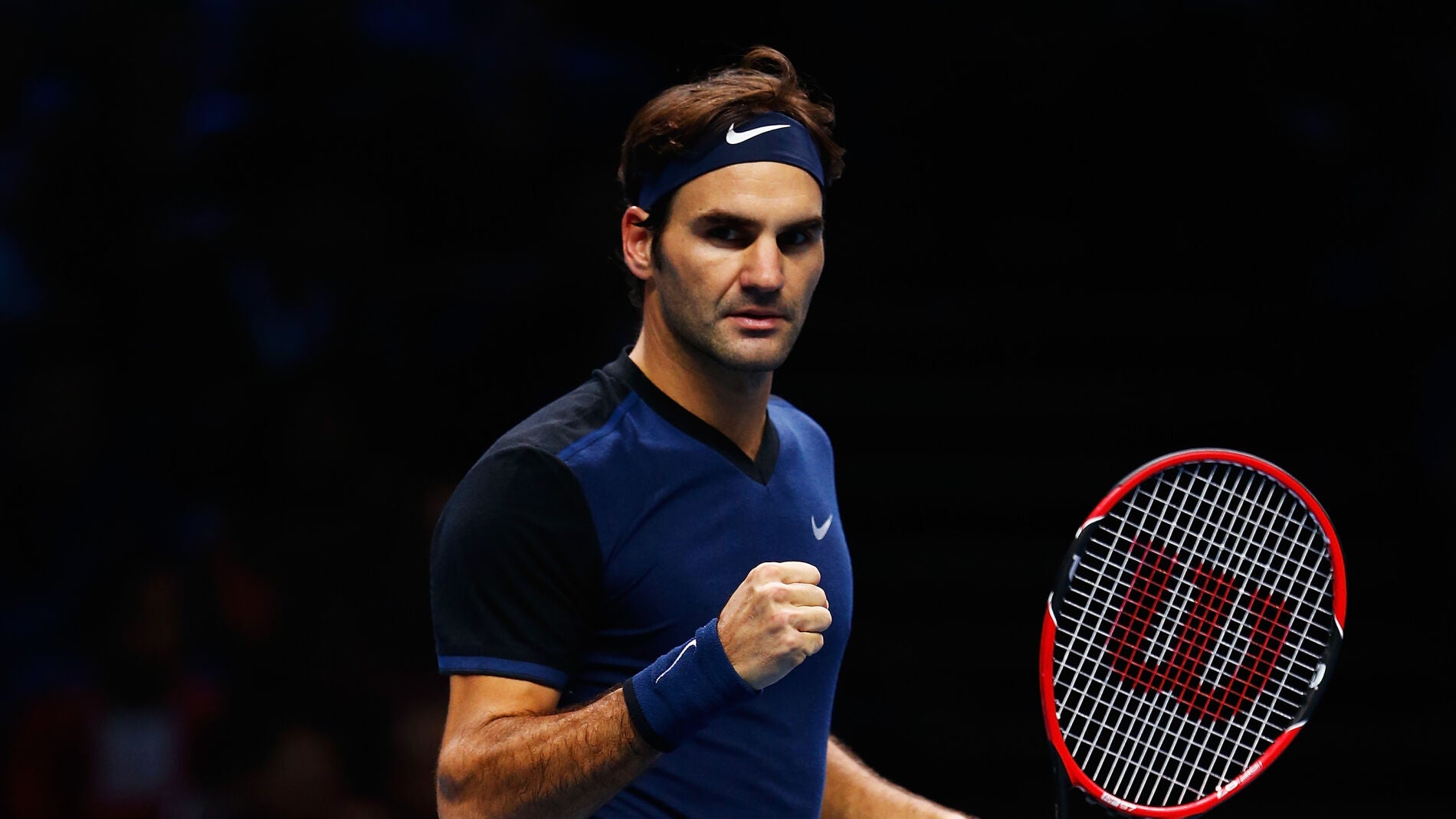 Roger Federer celebra su triunfo ante Tomas Berdych