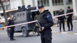 Miembros de la polic&iacute;a en Turqu&iacute;a