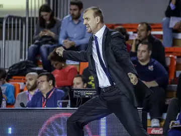 Zan Tabak, durante un partido Zan Tabak, durante un partido