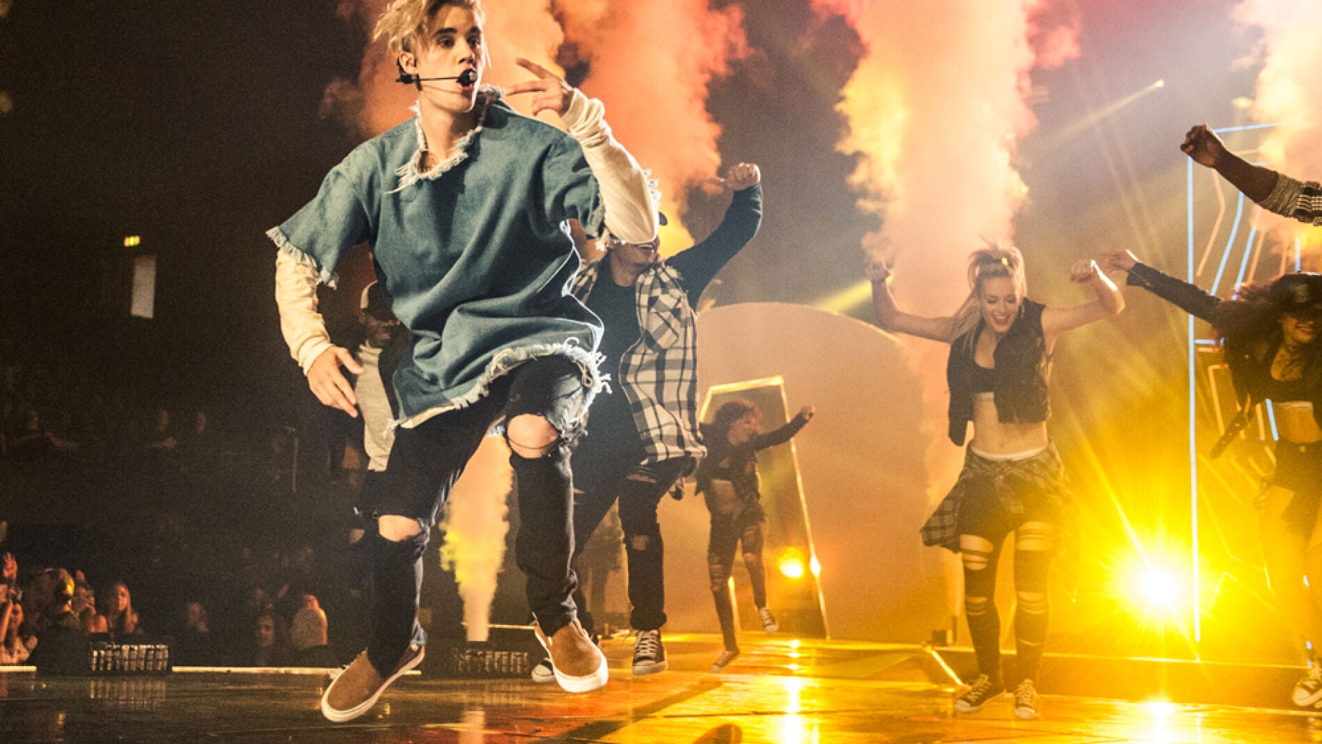 Justin Bieber se golpea con el skate