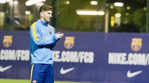 Leo Messi, en el entrenamiento del FC Barcelona Leo Messi, en el entrenamiento del FC Barcelona
