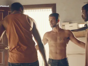 Kaled y Lucas sin camiseta Kaled y Lucas sin camiseta