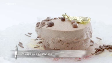Tarta de mousse de chocolate mexicano, mole poblano