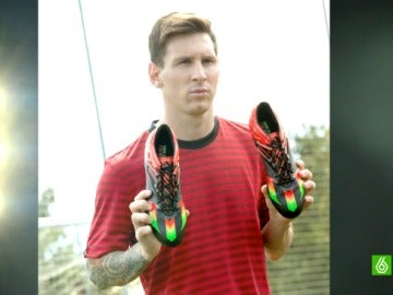 Messi con sus nuevas botas