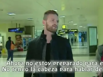 Mustafi, en el aeropuerto de Valencia Mustafi, en el aeropuerto de Valencia