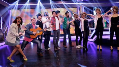 Silvia Abril y Pablo Puyol presencian 'Duo de cantantes, el musical'