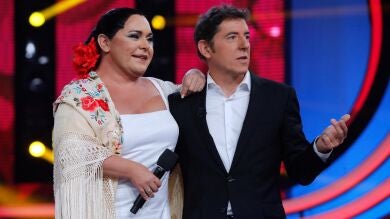 El jurado valora la actuación de Falete imitando a Isabel Pantoja