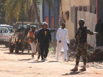 Liberación de rehenes del hotel de Mali