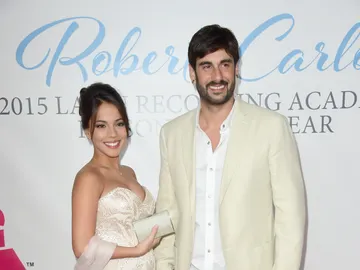 Melendi y Julia Nakamatsu en los Grammys Latinos 2015 Melendi y Julia Nakamatsu en los Grammys Latinos 2015