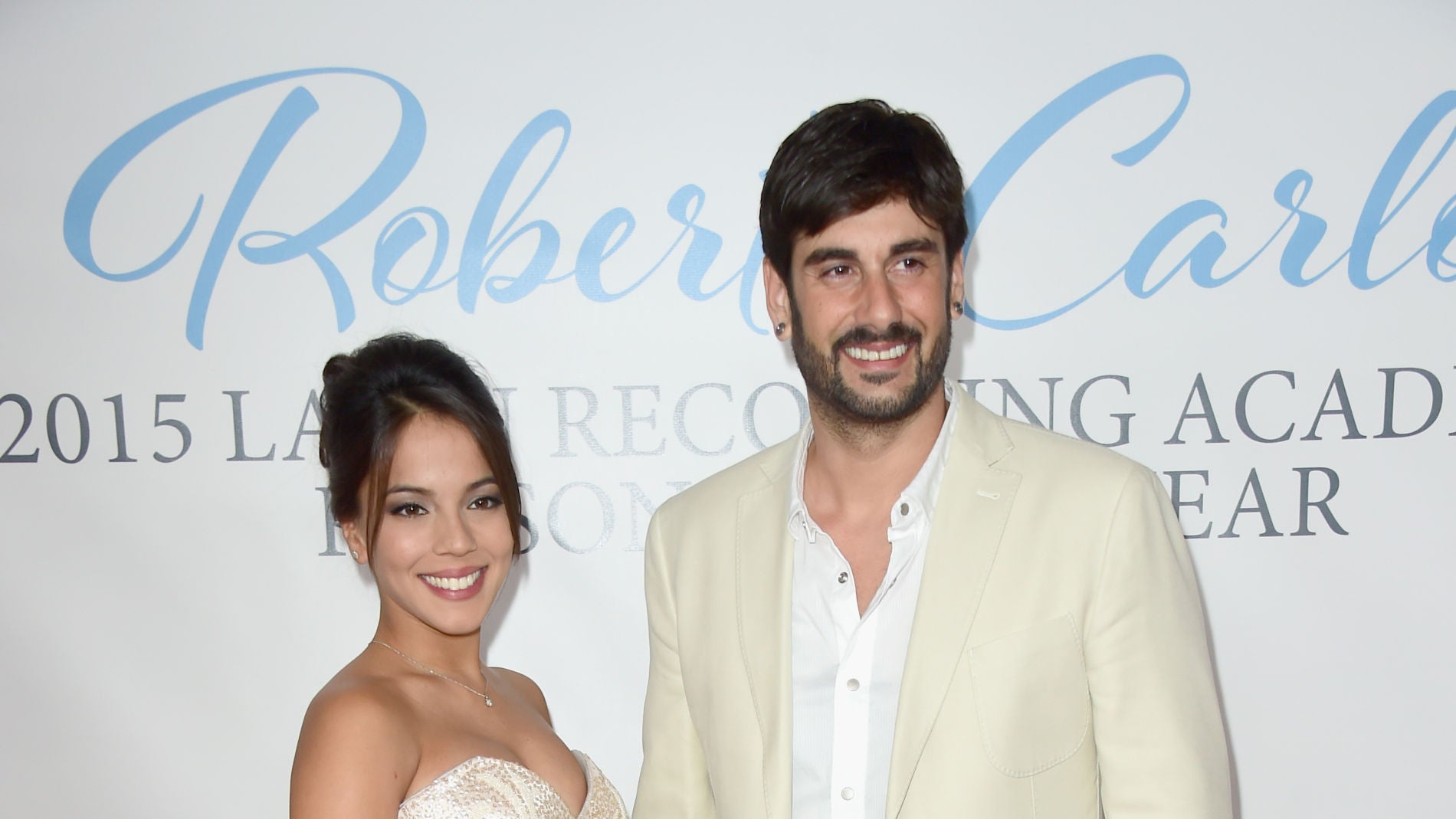 Melendi y Julia Nakamatsu en los Grammys Latinos 2015