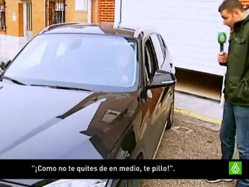 Marta Domínguez, a la salida de su casa Marta Domínguez, a la salida de su casa