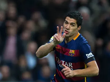 Luis Suárez celebra un tanto en el Santiago Bernabéu Luis Suárez celebra un tanto en el Santiago Bernabéu