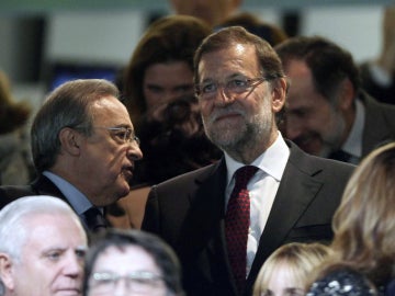 Florentino Pérez y Mariano Rajoy, en el palco del Santiago Bernabéu