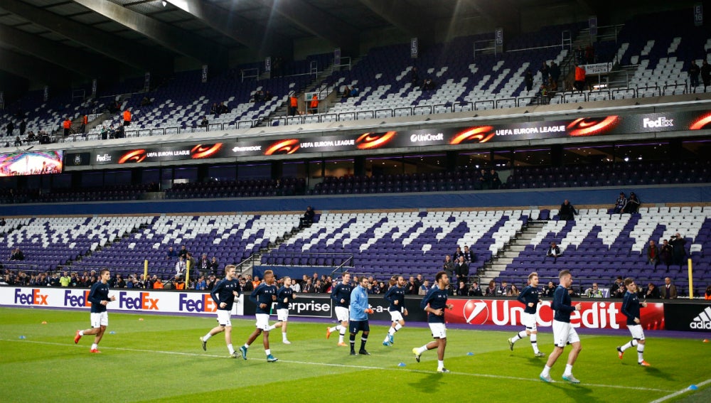 Los jugadores del Anderlecht, entrenando en su estadio