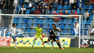 El Tenerife sólo puede empatar ante un Córdoba que no brilló