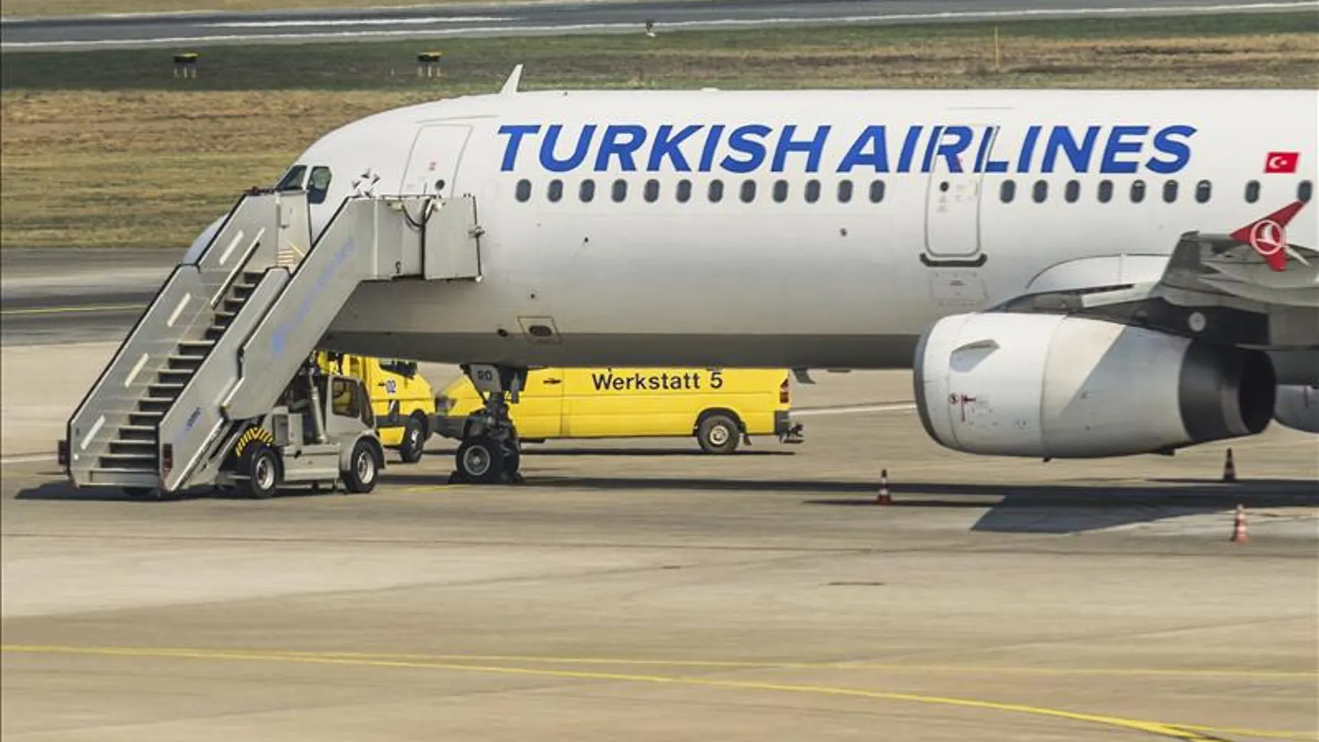 Imagen de un avión de la compañía Turkish Airlines Imagen de un avión de la compañía Turkish Airlines