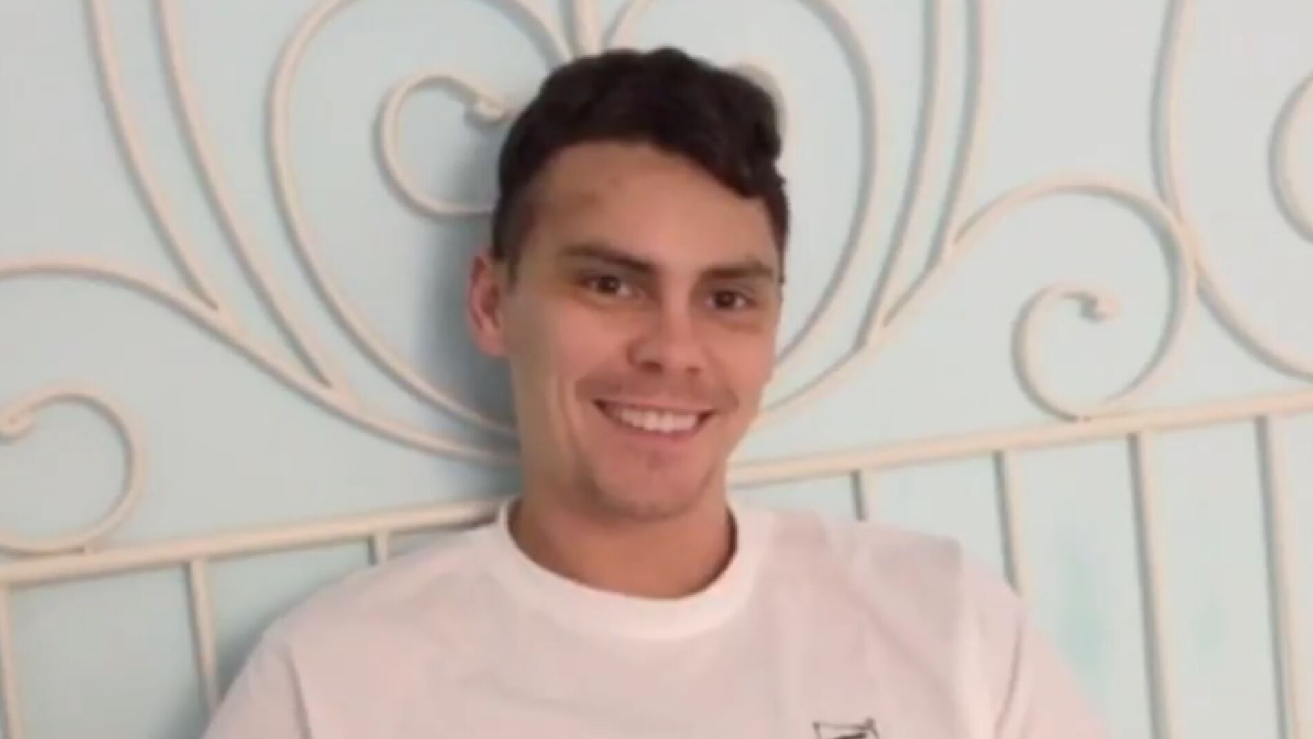 Kyle Kuric en el v&iacute;deo en el que anuncia su regreso