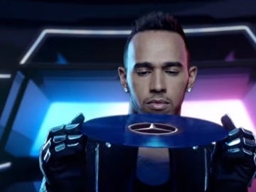 Dj Hamilton pone música a los éxitos de Mercedes Dj Hamilton pone música a los éxitos de Mercedes