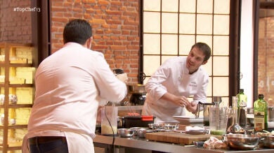 Alejandro y Marcel discuten por las pinzas del pescado