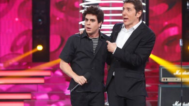 Adrián Rodríguez escucha la valoración del jurado