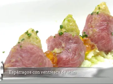 Espárragos con ventresca de atún Espárragos con ventresca de atún