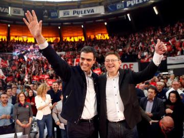 Pedro Sánchez, con Ximo Puig