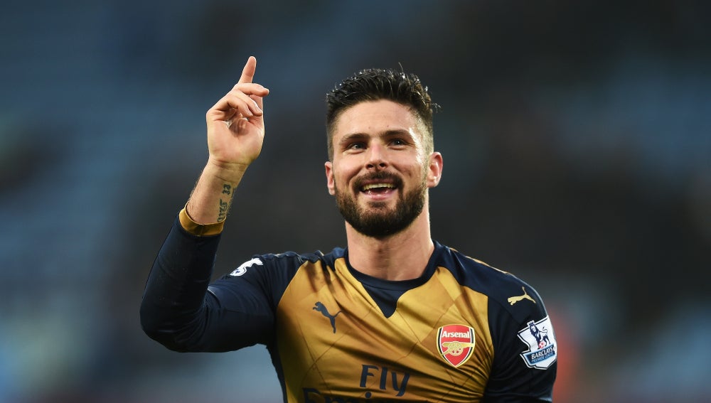 Giroud celebra un gol frente al Aston Villa