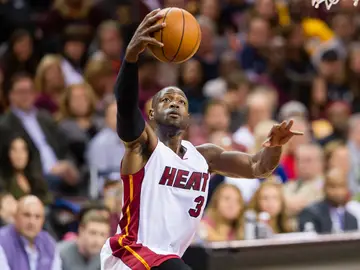 Dwyane Wade, entrando a canasta Dwyane Wade, entrando a canasta