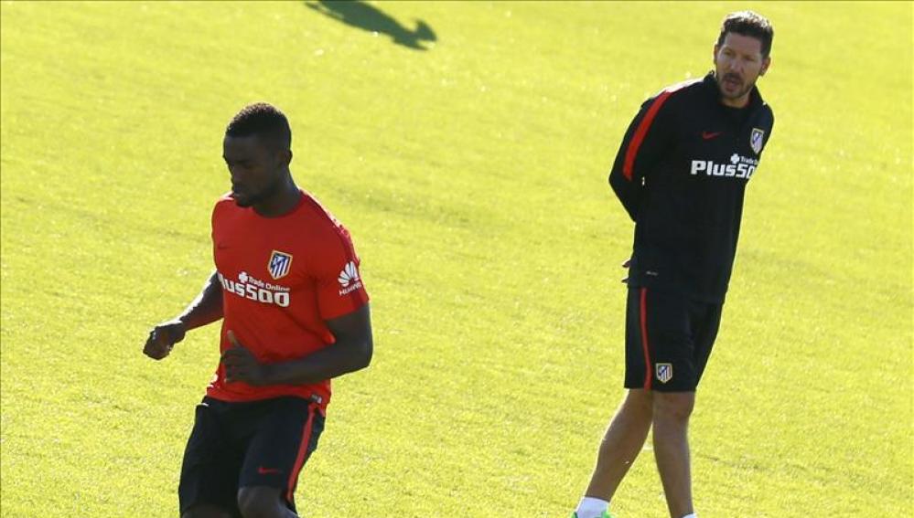 Jackson vuelve a los entrenamientos con el grupo después de un mes de baja