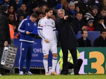 Cesc Fábregas junto a José Mourinho