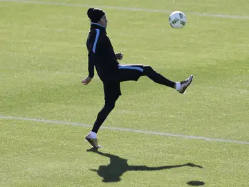 Neymar se ejercita en Yokohama Neymar se ejercita en Yokohama