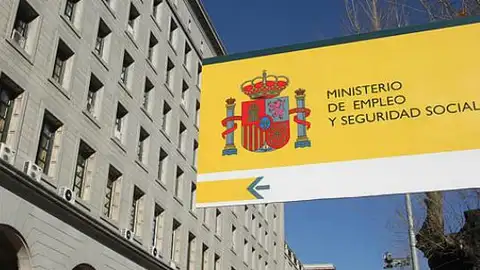 Fachada del Ministerio de Empleo y Seguridad Social Fachada del Ministerio de Empleo y Seguridad Social