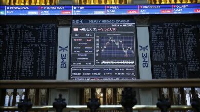 El Ibex 35 cierra la sesión con subidas, hasta los 7.835 puntos
