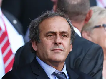 Michel Platini inhabilitado ocho años por la FIFA Michel Platini inhabilitado ocho años por la FIFA