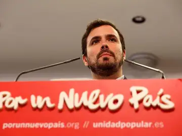 Alberto Garzón durante una rueda de prensa tras la jornada electoral Alberto Garzón durante una rueda de prensa tras la jornada electoral